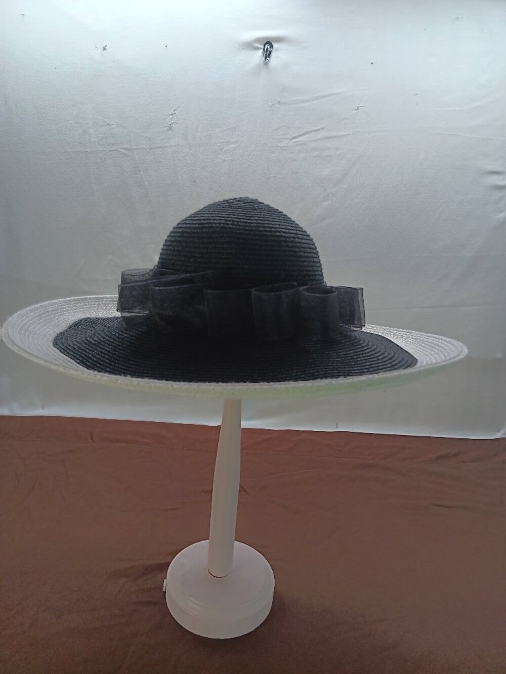 Ellen Tracy Black White Wide Brim Summer Hat – Church, Derby, Tea Party